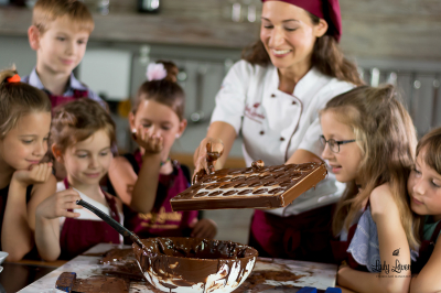 Csokoládékóstolóval egybekötött bonbon készítő bemutató